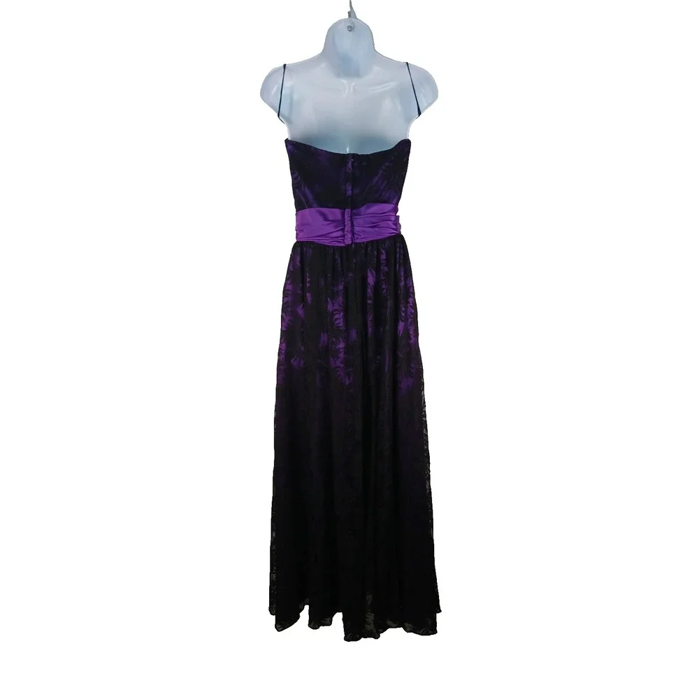VTG Loralie Original 80s Lace Gown Dress Size 6 Witchy Gothic Cosplay Vampiress‎